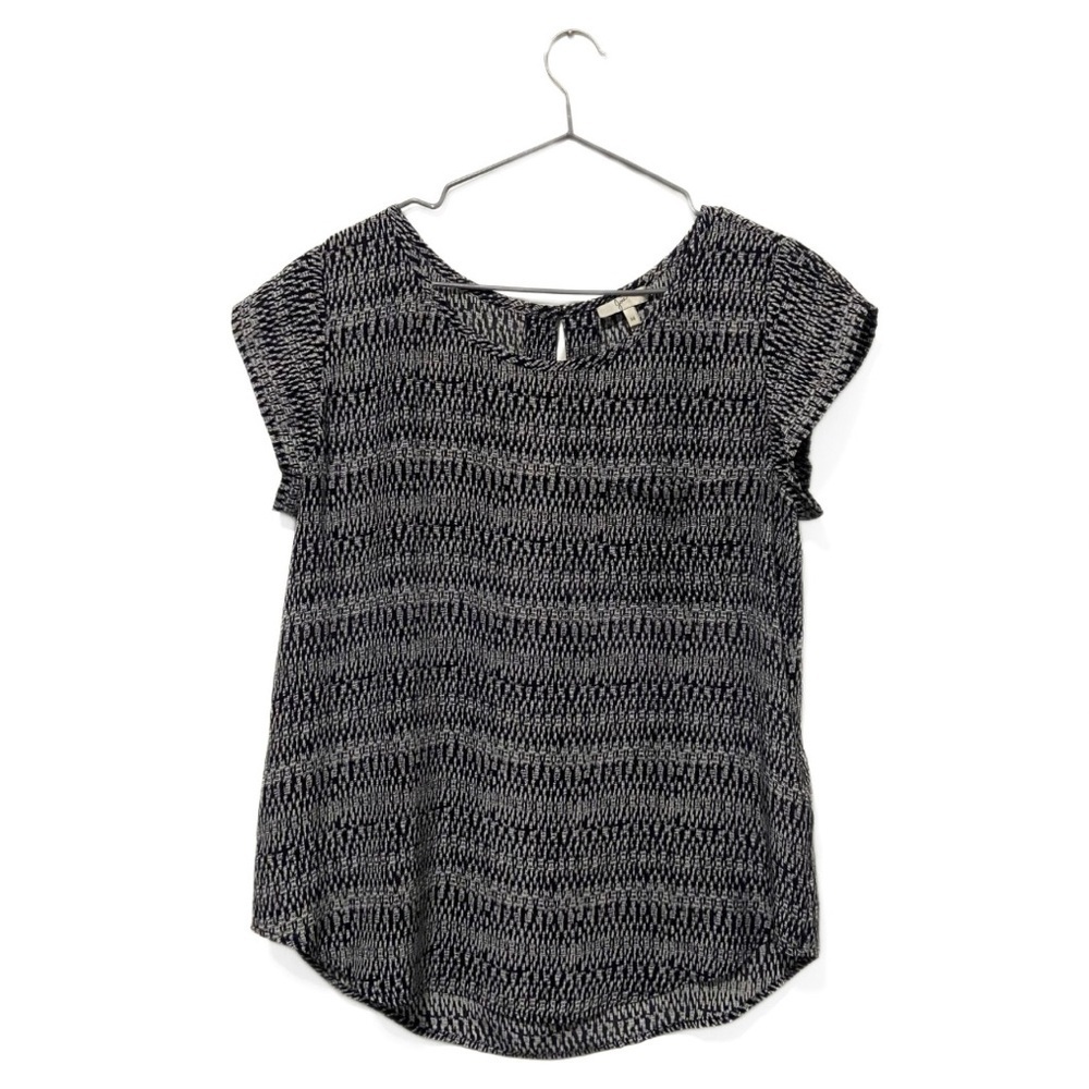 Joie Black/White Flowy 100% Silk Patterned Blouse Top Size Medium